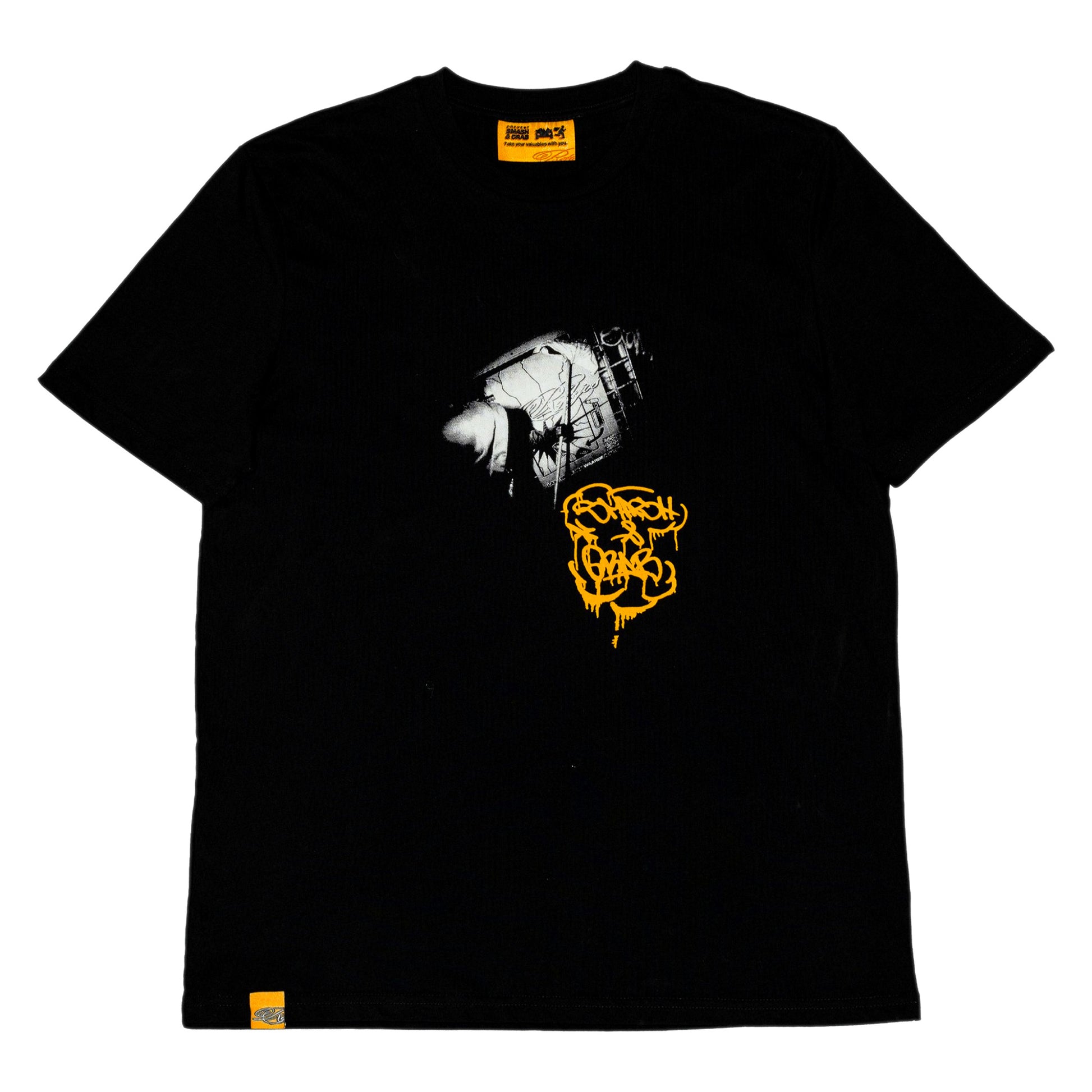 Black graphic tee with graffiti tag print – Reflejos Smash & Grab